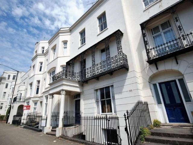 apartment for rent in Property, CV32 5HH