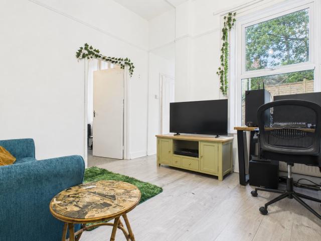 apartment for rent in Property, BN1 3JB