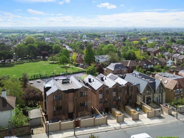 apartment for rent in Property, SW20 0SB