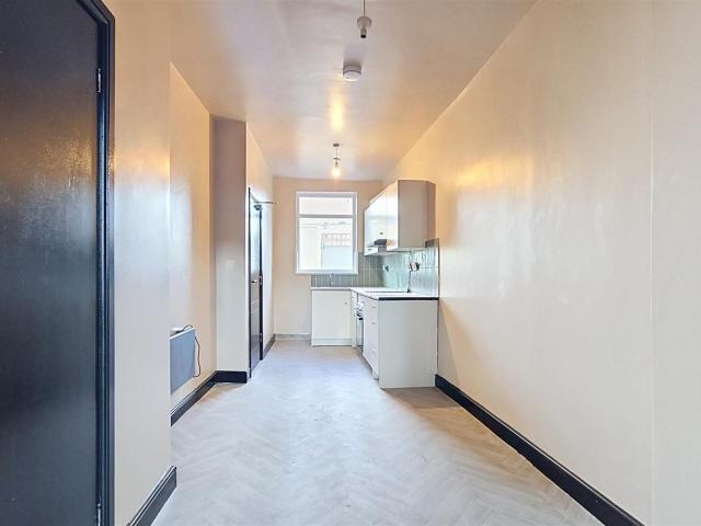 apartment for rent in Property, S2 4DX