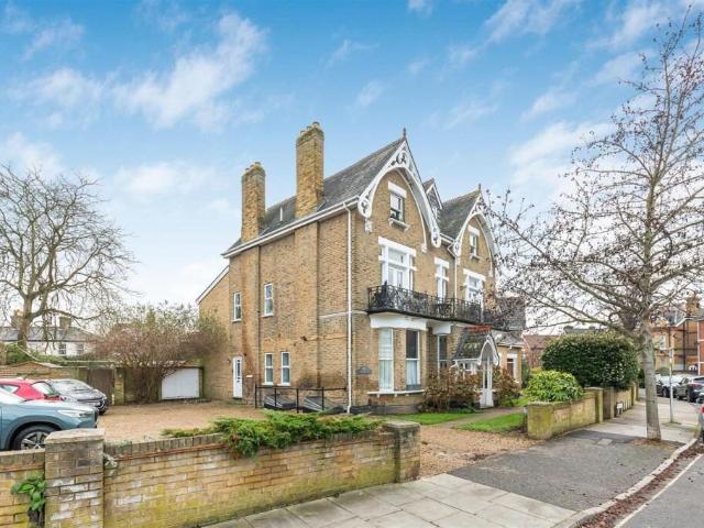 apartment for rent in Property, TW9 3PG