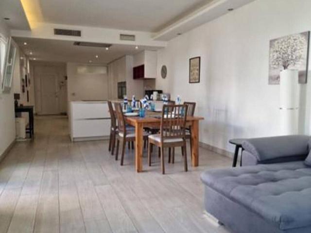 Apartment for rent in Puerto Banus, Marbella, Málaga