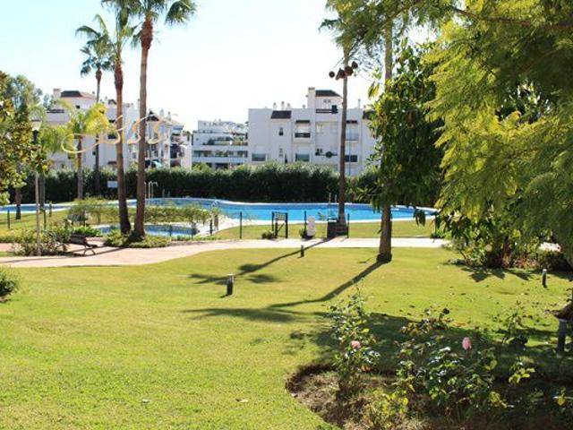 Apartment For Rent in Puerto Banús, Marbella