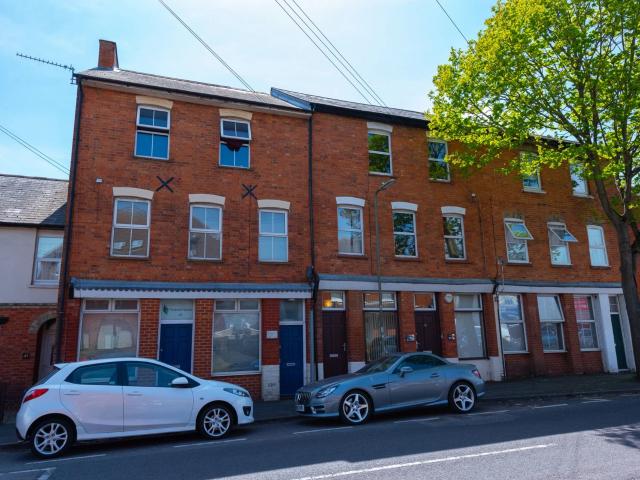 apartment for rent in Queens Road, North Camp, Farnborough, GU14