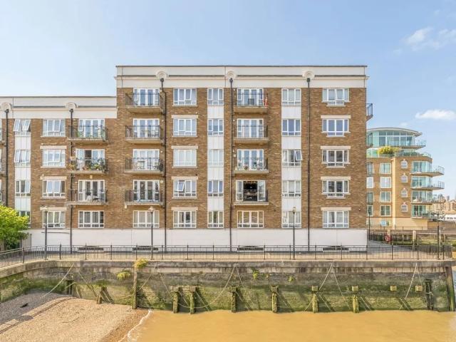 apartment for rent in Rotherhithe Street, London, SE16 5SZ