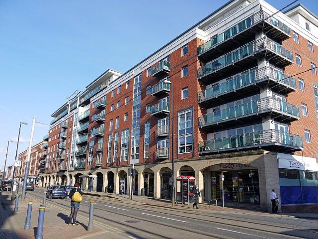 apartment for rent in Royal Plaza, 2 Westfield Terrace