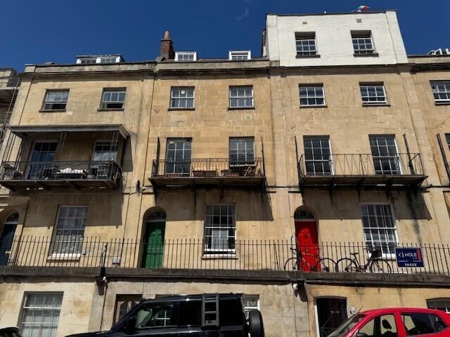 apartment for rent in Royal York Crescent, Bristol, Bristol