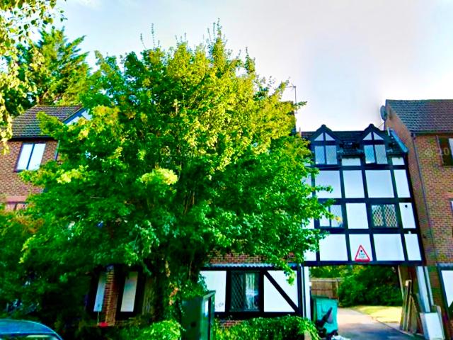 apartment for rent in Robina Close, Northwood. HA6
