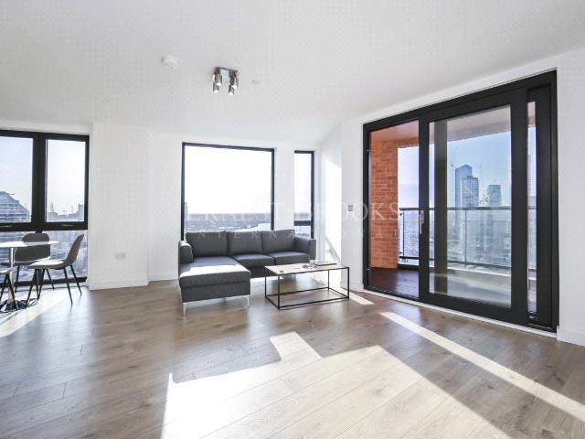 apartment for rent in Roosevelt Tower, 18 Williamsburg Plaza, E14 9NW