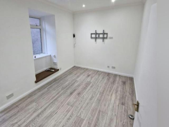 apartment for rent in Rosemount Place, Rosemount,Aberdeen,AB25 2UX