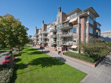 apartment for rent in Ransuillaan 177 2261DC Leidschendam Voorburg Park Veursehout Leidschendam
