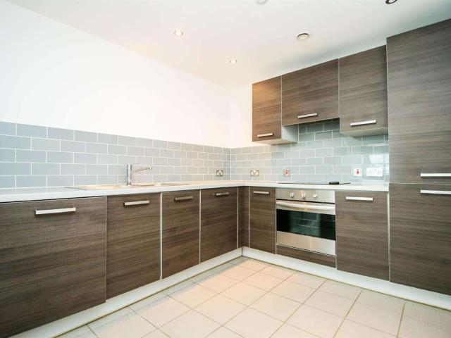 apartment for rent in Regal Court, Bishopsgate Street