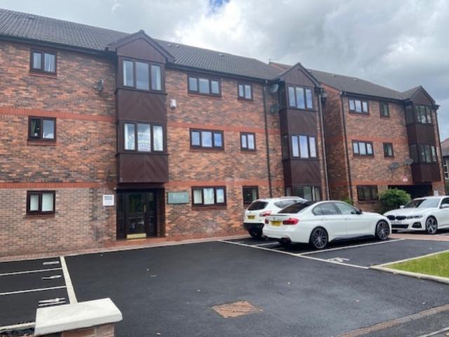apartment for rent in Rena Court, Flat, Sparth Lane, Heaton Moor, Stockport, SK4 2PL, Greater Manchester, UK