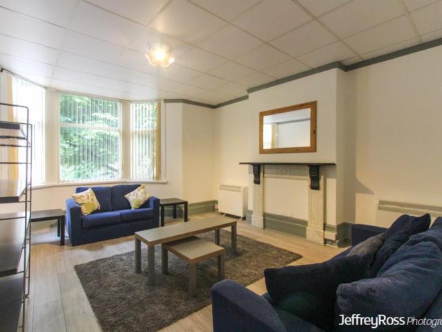 apartment for rent in Richmond Road, Cardiff, CF24 3AS