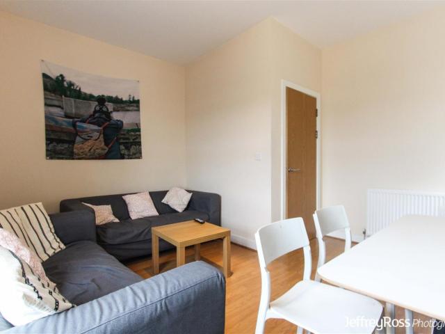 apartment for rent in Richmond Road, Cardiff, CF24 3BT
