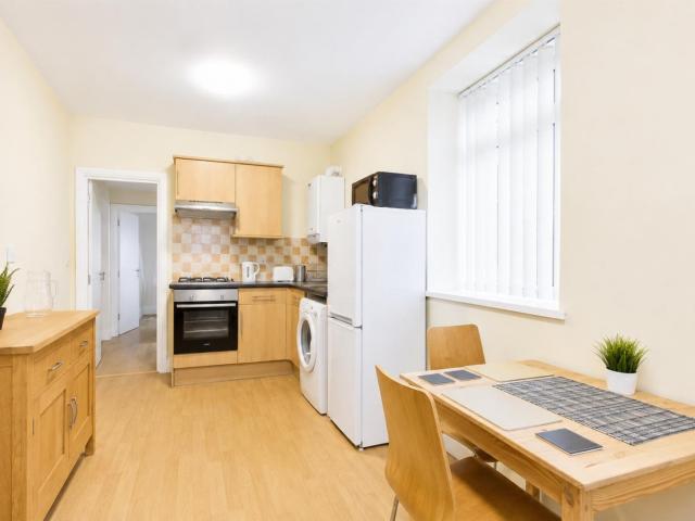 apartment for rent in Richmond Road, Cardiff, CF24 3BX