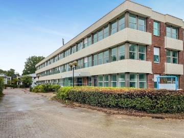 apartment for rent in Ruscombe Park, RG10 9LW
