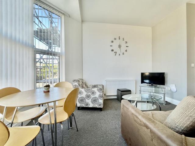apartment for rent in Woodland Terrace, Plymouth
