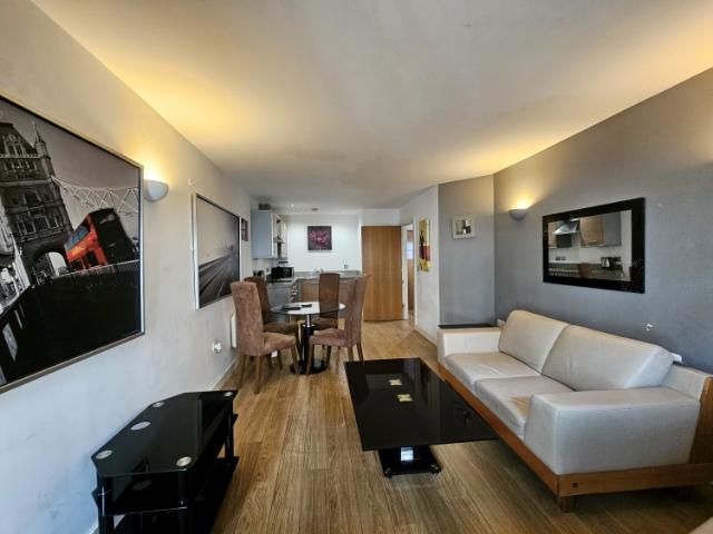apartment for rent in Waterloo Court Hunslet Road Leeds LS10