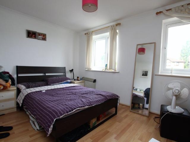 Apartment for rent in Waddington Close, EN1 1NB