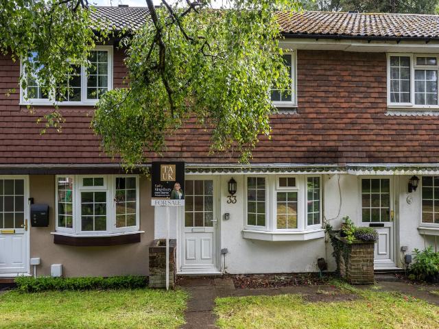 apartment for rent in Walton Heath, Crawley, RH10