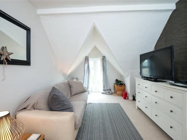 apartment for rent in Wellesley Road, W4 4BJ