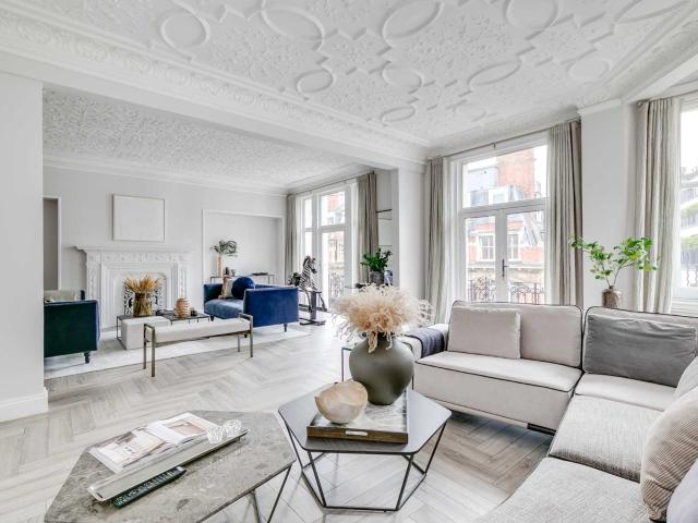 apartment for rent in Wellington Court, Knightsbridge SW1X