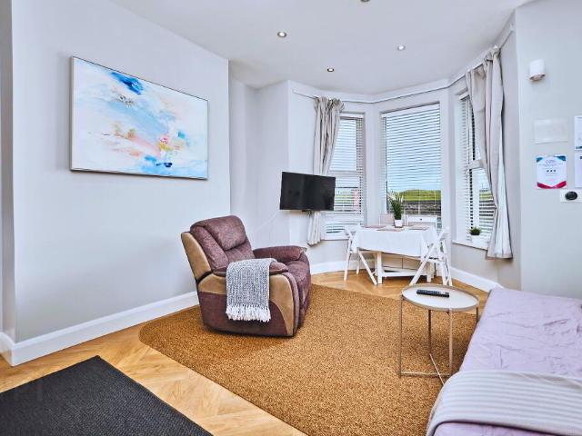apartment for rent in West Beach From Sept 2026, 54 Eglinton Street, Portrush, BT56 8DY