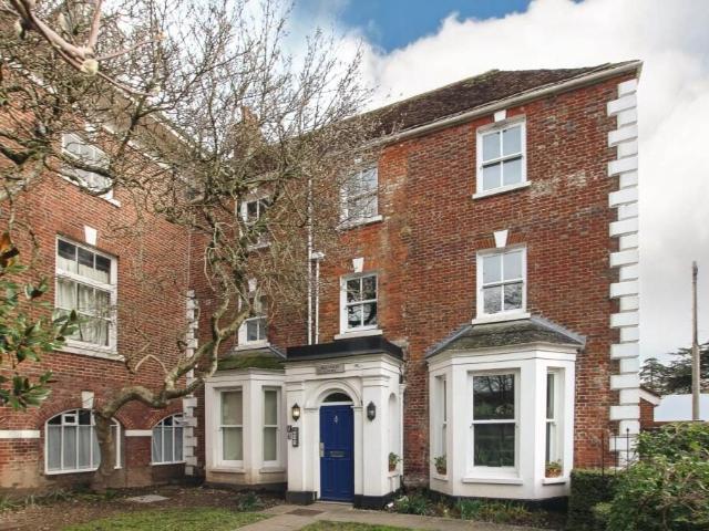 apartment for rent in West Street, DT11 7AW