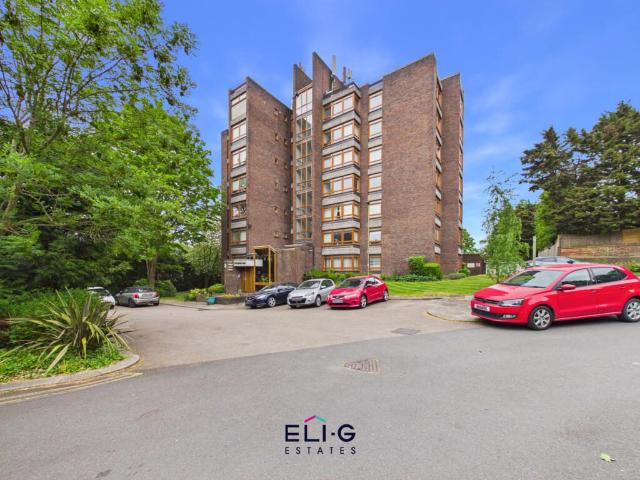 apartment for rent in Westchester Drive, NW4 1RB