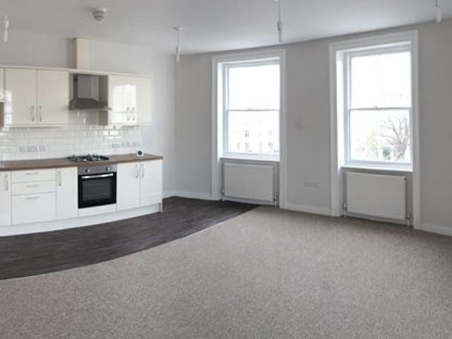 apartment for rent in Western Road, BN1 2AA