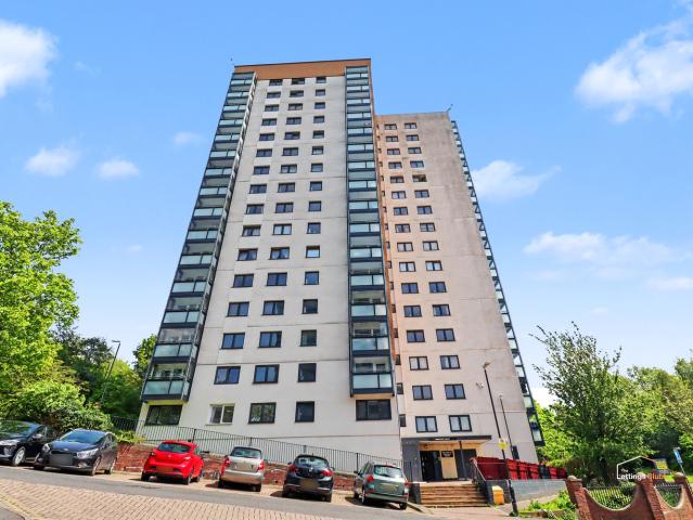 apartment for rent in Wheatley Court, Halifax, West Yorkshire