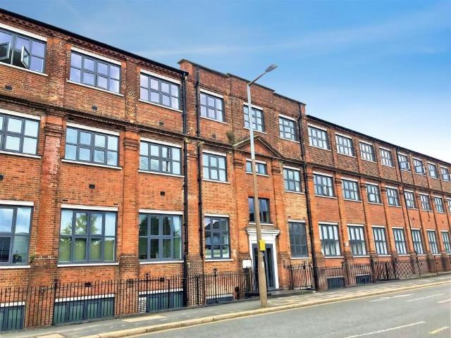 apartment for rent in Whippendell Road, WD18 7PG