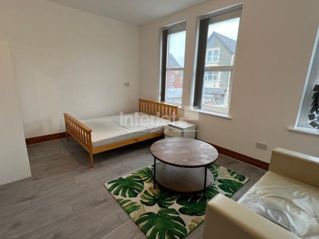 Whitchurch Road, Property #6677