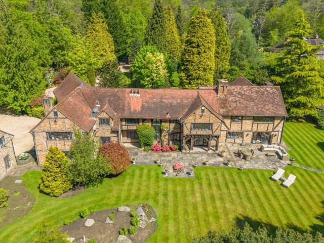 apartment for rent in Windlesham Surrey GU20 6LX Westwood Road