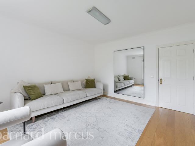 apartment for rent in Windsor Road, Ealing, Ealing