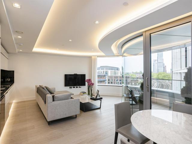 Apartment for rent in Tower One, The Corniche, 24 Albert Embankment, Vauxhall, London, SE1