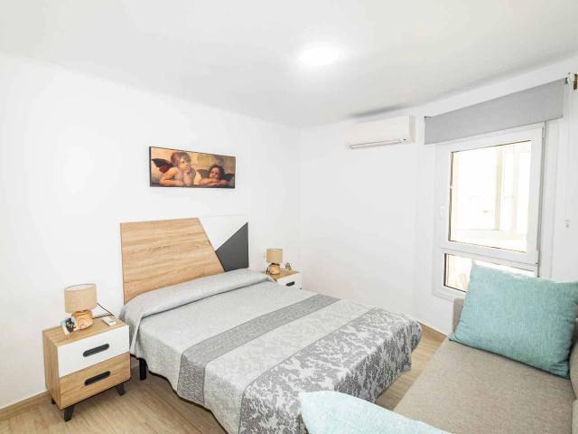 Apartment for rent in Torrox Costa, Torrox, Málaga