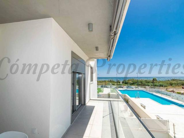 Apartment for rent in Torrox Costa, Torrox, Málaga