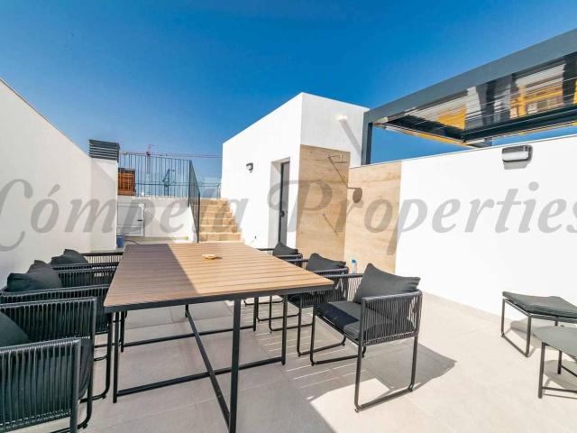 Apartment for rent in Torrox Costa, Torrox, Málaga