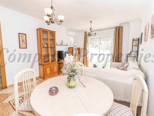 Apartment for rent in Torrox Pueblo, Torrox, Málaga
