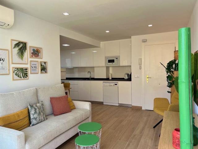 Apartment for rent in Torre del Mar, Vélez Málaga, Málaga