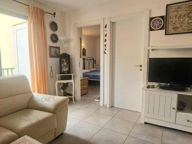 Apartment for rent in Torviscas Bajo, Adeje, Santa Cruz De Tenerife