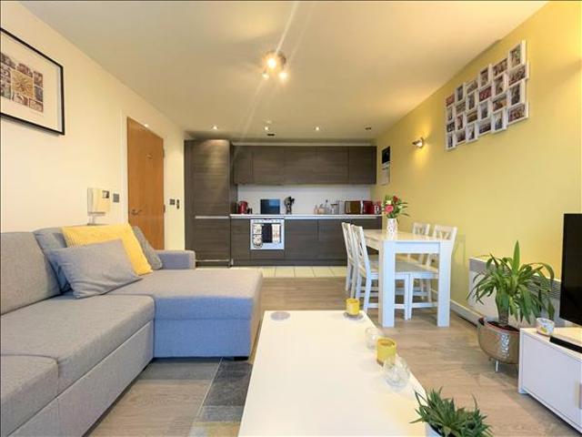apartment for rent in Tempus Tower Manchester Manchester