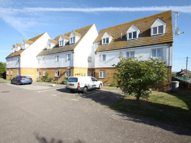 apartment for rent in Thames Court, ME12