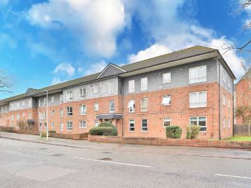apartment for rent in the avenue worcester park