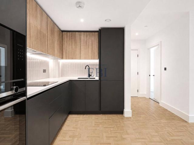 apartment for rent in The Arrival, One Clapham Junction, 3 Monarch Square, SW11 1DF