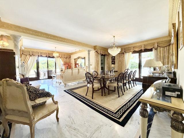 Apartment For Rent in The Golden Mile, Marbella