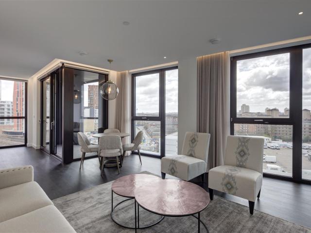Apartment for rent in The Residence, 4 Charles Clowes Way, Nine Elms, London, SW11