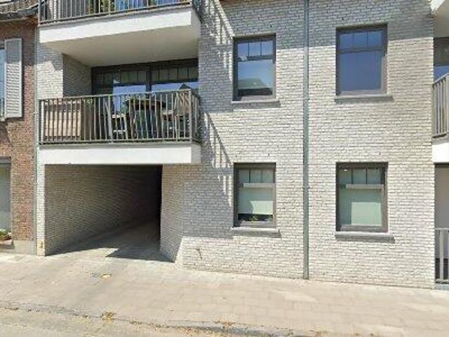 102 m2 apartment for rent in Tielt